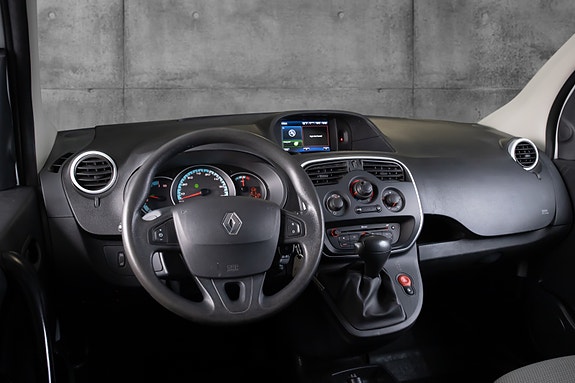 Renault Express 7 of 17