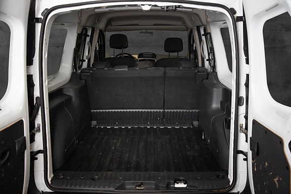 Renault Express 6 of 17
