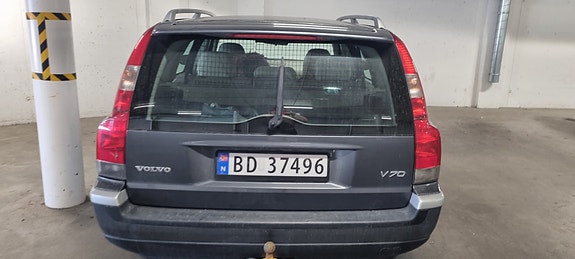 Volvo V70 4 of 5