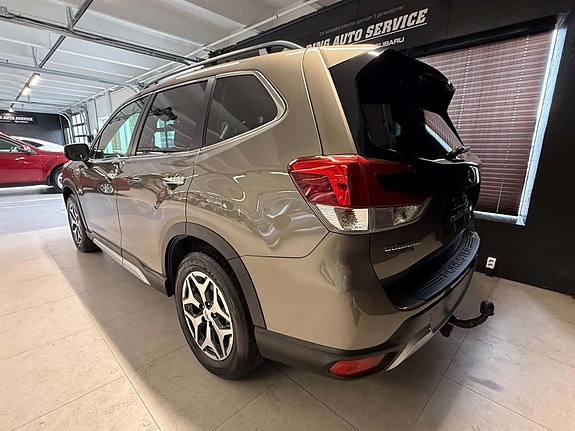 Subaru Forester 5 of 22