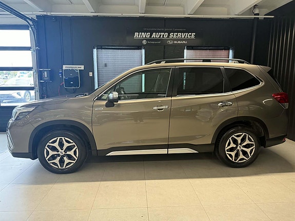 Subaru Forester 6 of 22