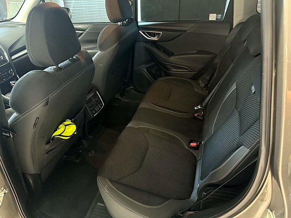 Subaru Forester 9 of 22