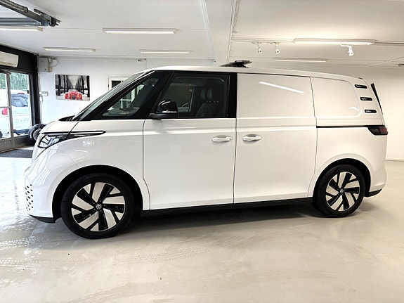 Volkswagen ID. Buzz 18 of 30