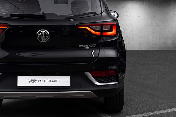 MG ZS EV 6 of 24