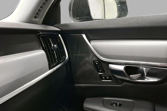 Volvo V90 22 of 29