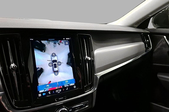 Volvo V90 17 of 29