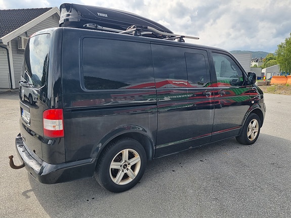 Volkswagen Multivan 4 of 30