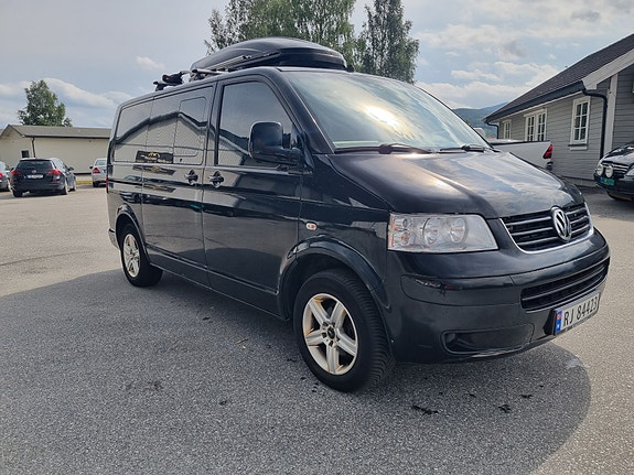 Volkswagen Multivan 2 of 30