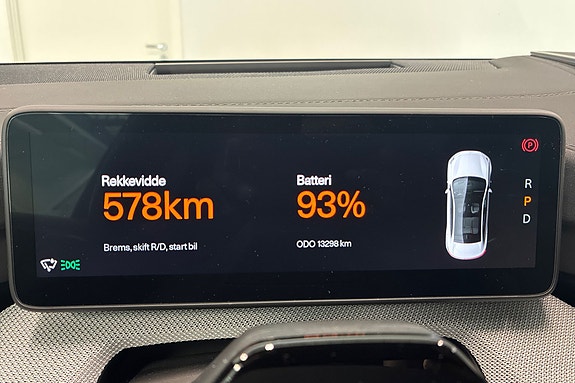 Polestar 4 15 of 20