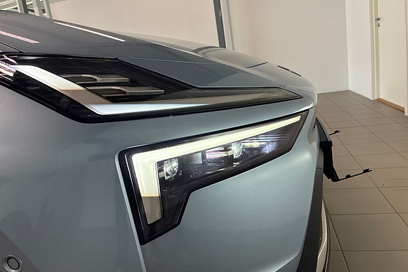 Polestar 4 18 of 20