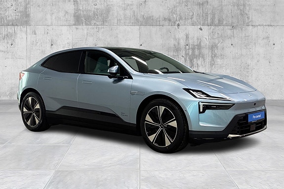 Polestar 4 7 of 20