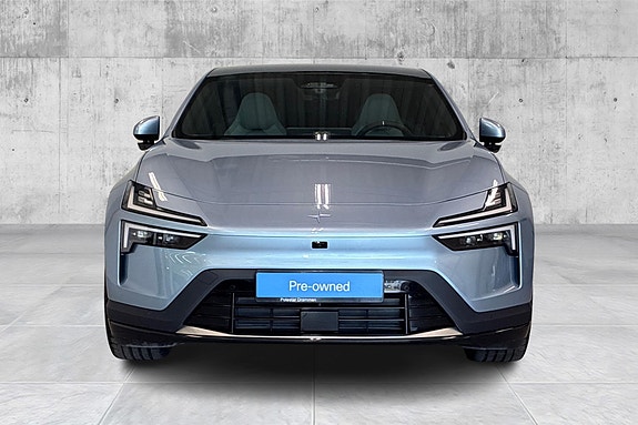 Polestar 4 8 of 20