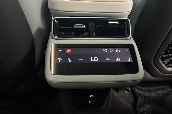 Polestar 4 19 of 20