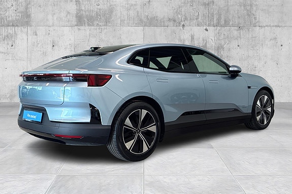 Polestar 4 5 of 20