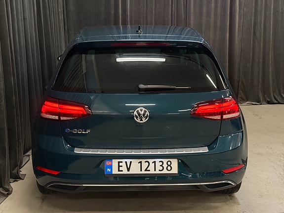 Volkswagen e-Golf VII 6 of 30