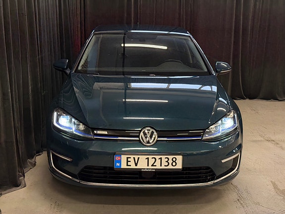 Volkswagen e-Golf VII 11 of 30