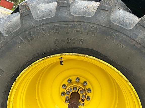 Alliance XL 900/60R42 2 of 6