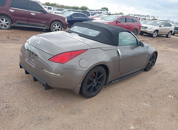 Nissan 350 Z 4 of 9