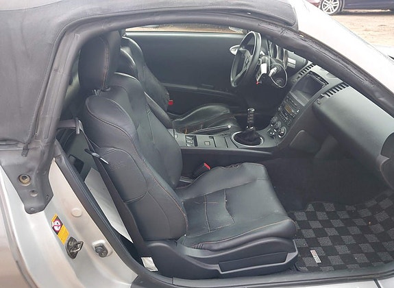 Nissan 350 Z 6 of 9