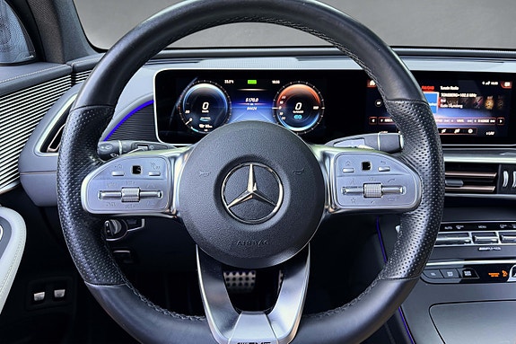 Mercedes-Benz EQC400 22 of 30