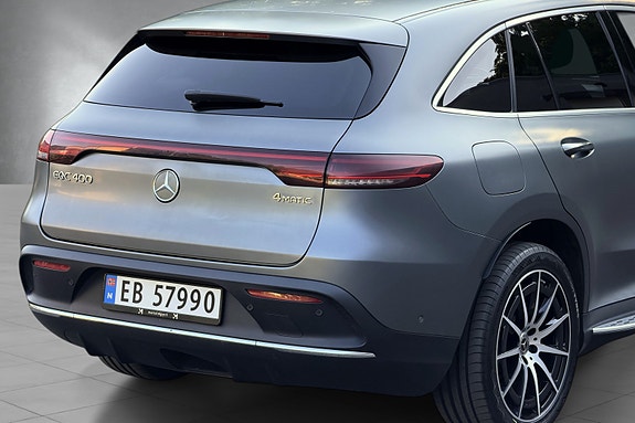 Mercedes-Benz EQC400 8 of 30