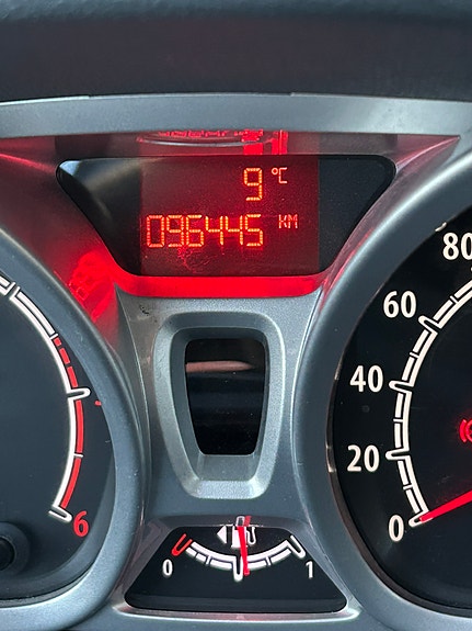 Ford Fiesta 11 of 12