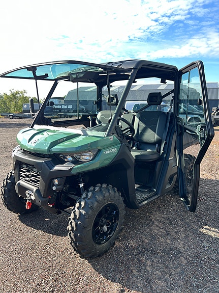 Can-Am Traxter XU HD7 m/lukket hytte 7 of 14
