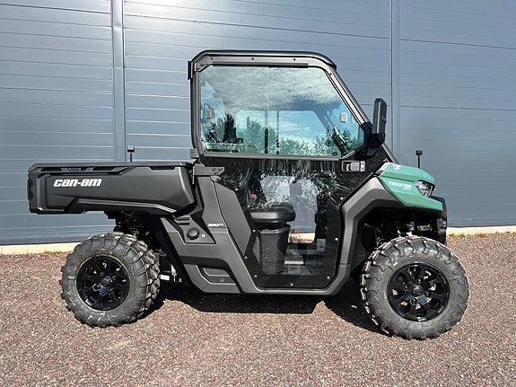 Can-Am Traxter XU HD7 m/lukket hytte 2 of 14