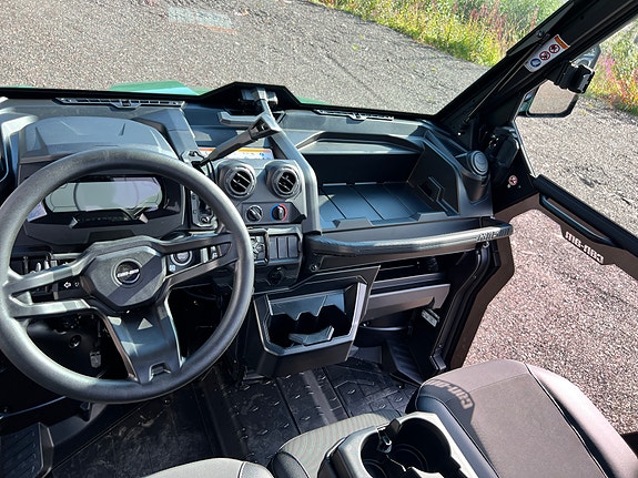 Can-Am Traxter XU HD7 m/lukket hytte 11 of 14