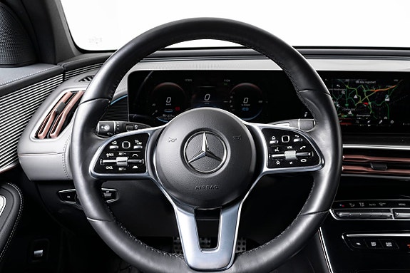 Mercedes-Benz EQC400 14 of 25