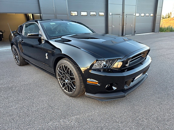 Ford Mustang 30 of 30