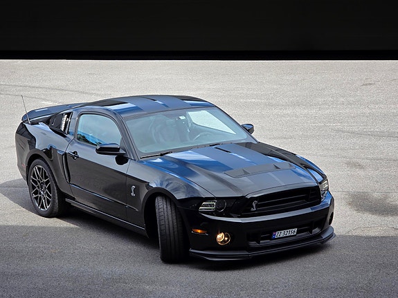 Ford Mustang 2 of 30