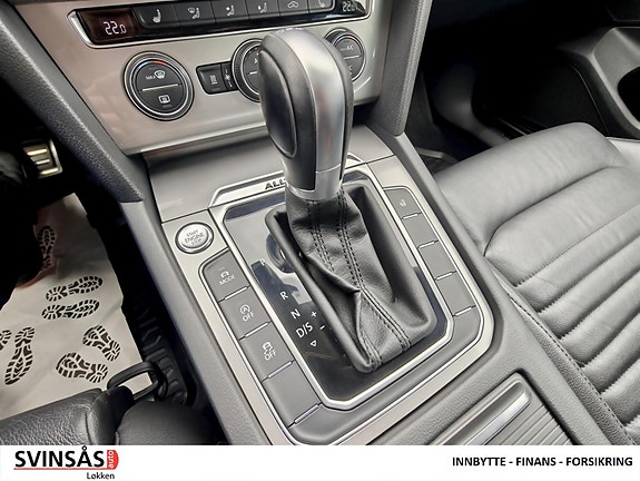 Volkswagen Passat Alltrack 14 of 20