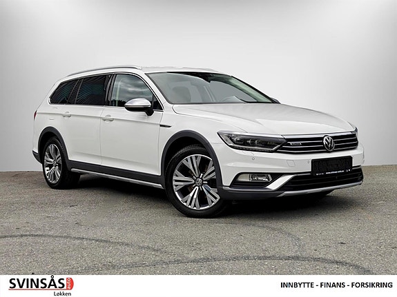 Volkswagen Passat Alltrack 2 of 20