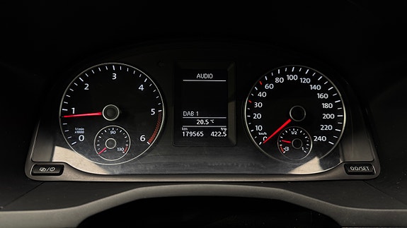 Volkswagen Caddy Maxi 16 of 24
