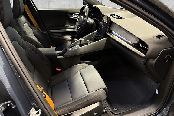 Polestar 2 13 of 26