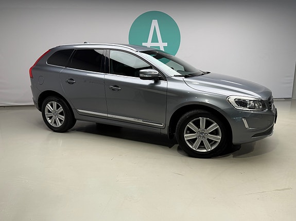 Volvo XC60 5 of 27