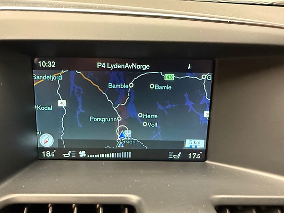 Volvo XC60 22 of 27