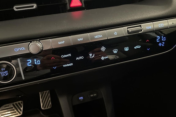 Hyundai Ioniq 5 15 of 28