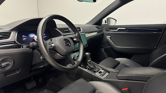 Skoda Superb 17 of 30