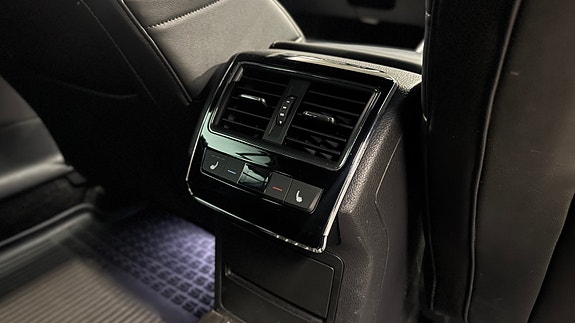 Skoda Superb 21 of 30