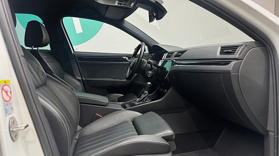 Skoda Superb 18 of 30