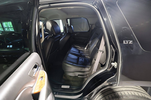 Chevrolet Tahoe 21 of 26