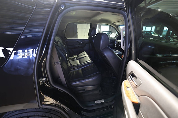 Chevrolet Tahoe 24 of 26