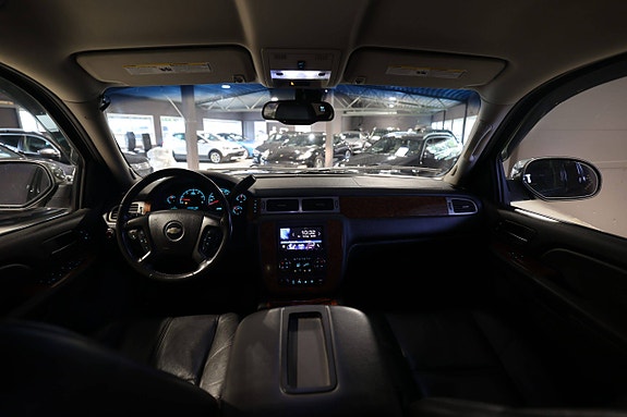 Chevrolet Tahoe 17 of 26