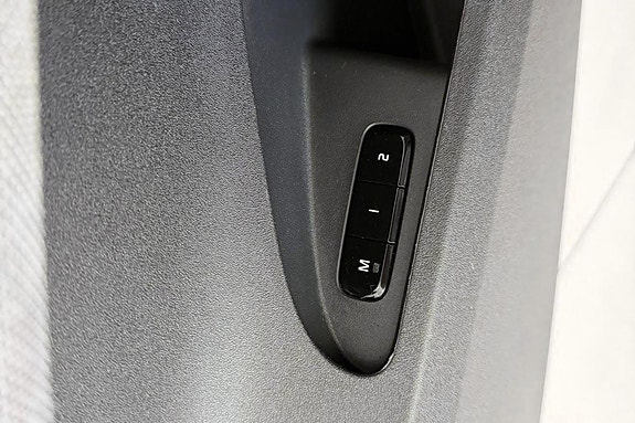 Polestar 2 16 of 30