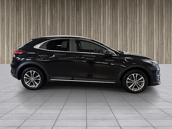 Kia XCeed 3 of 12