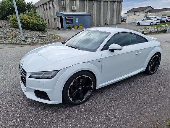 Audi TT 3 of 30
