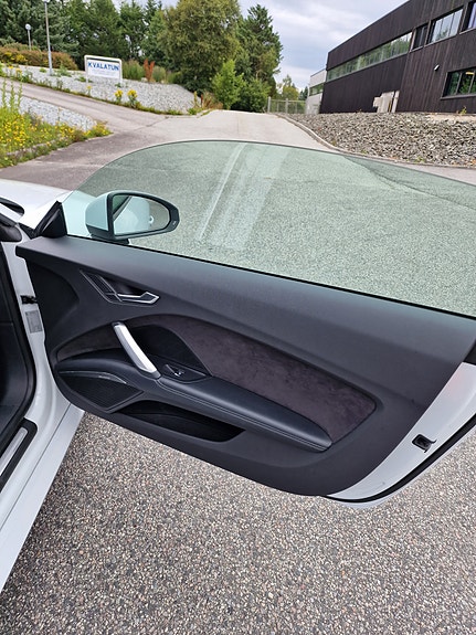 Audi TT 14 of 30