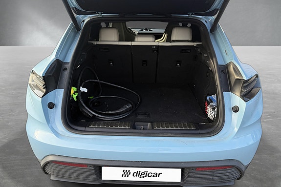 Porsche Macan 4 20 of 25
